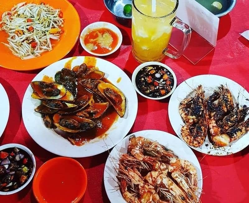 Komplek Jajanan Seafood & Ikan Bakar PLTU Ancol