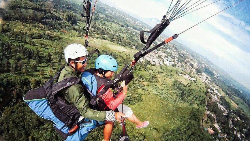 Paralayang Puncak Bogor